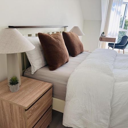 King Room With Ensuite In Dublin Clondalkin Eksteriør billede